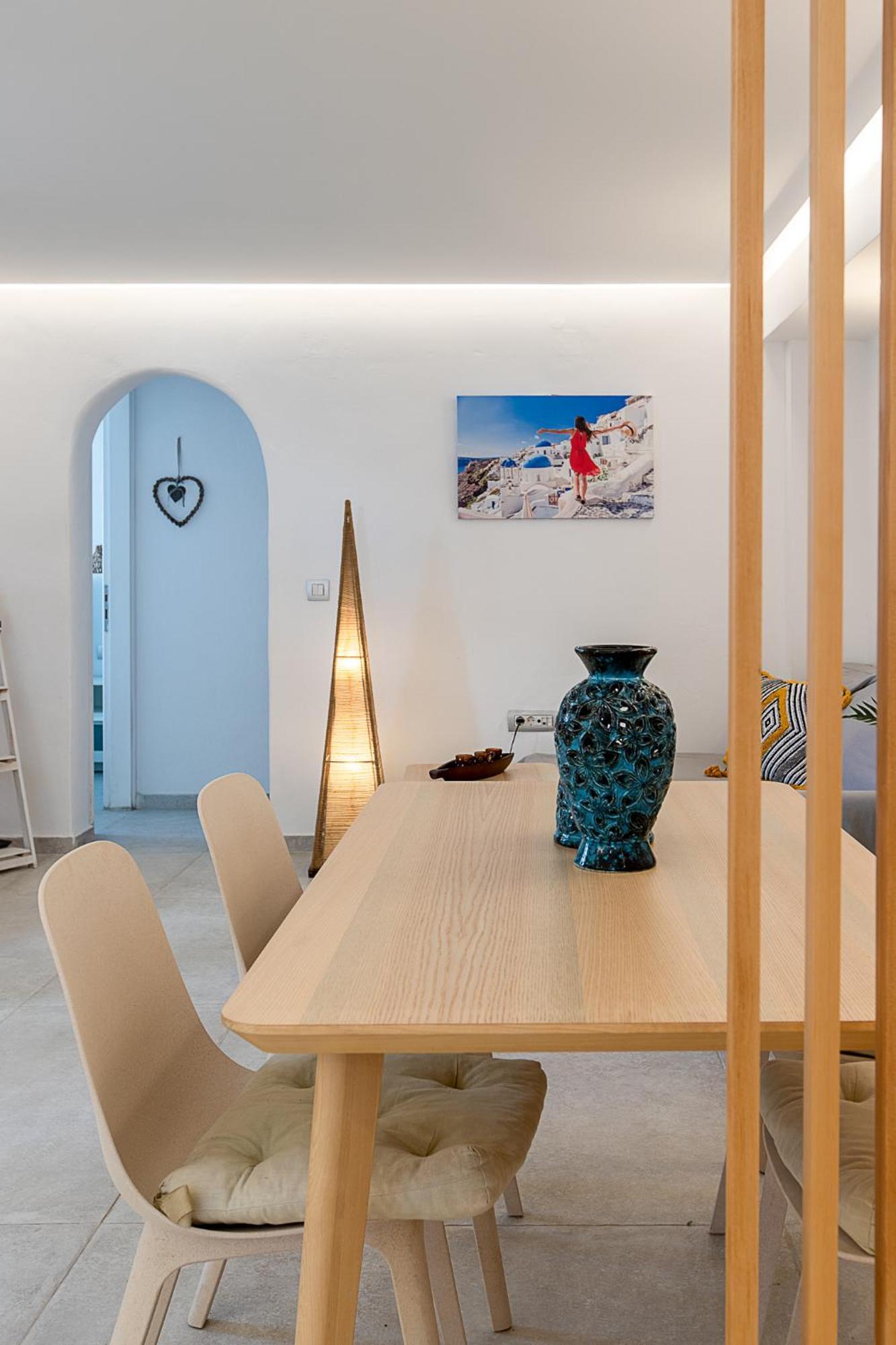 Santorini Villatzio Suites Месария Екстериор снимка