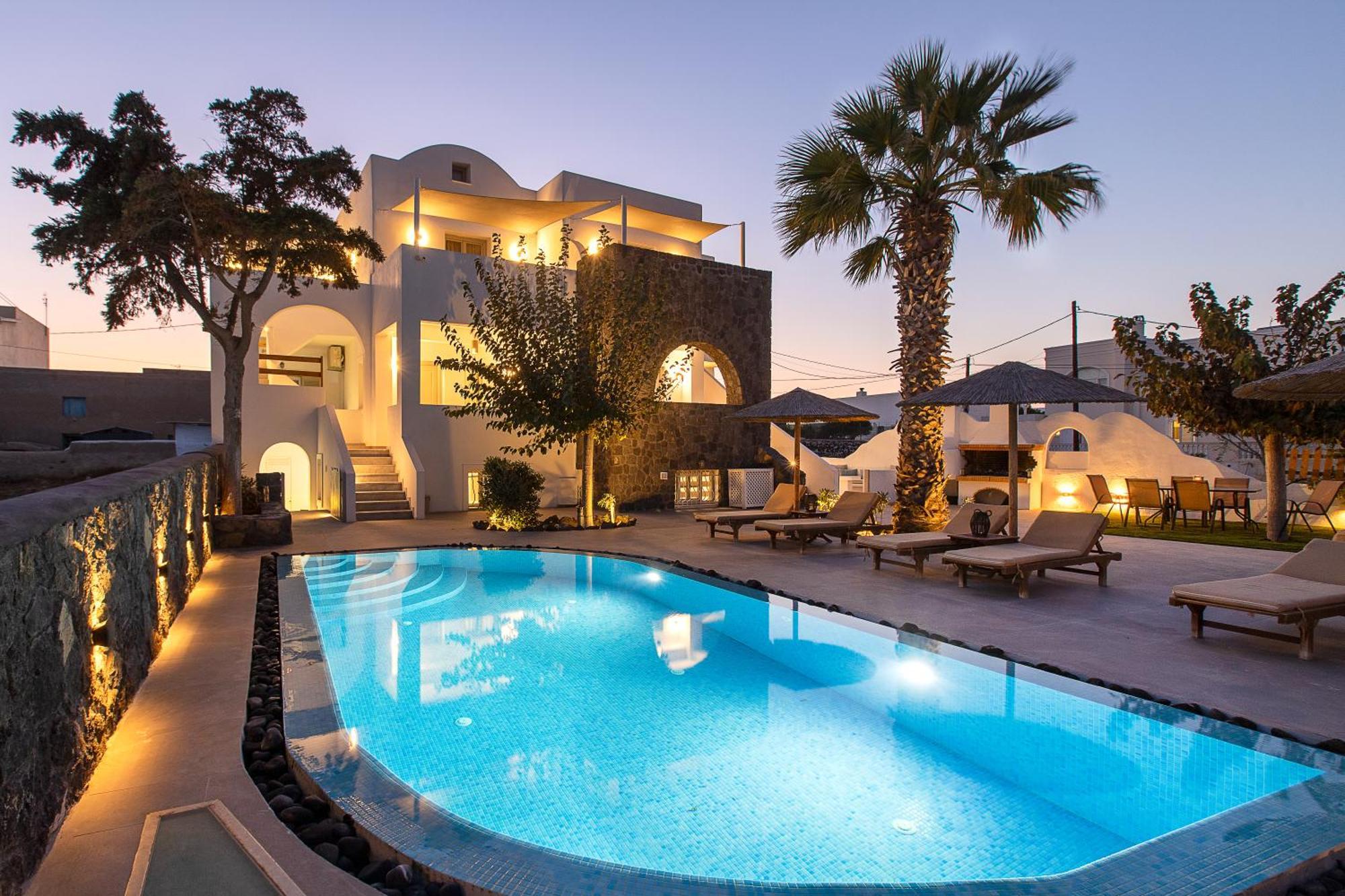 Santorini Villatzio Suites Месария Екстериор снимка