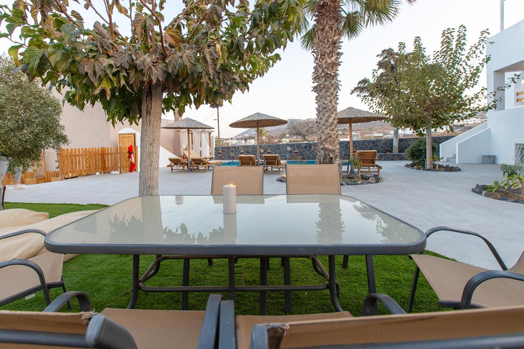 Santorini Villatzio Suites Месария Екстериор снимка