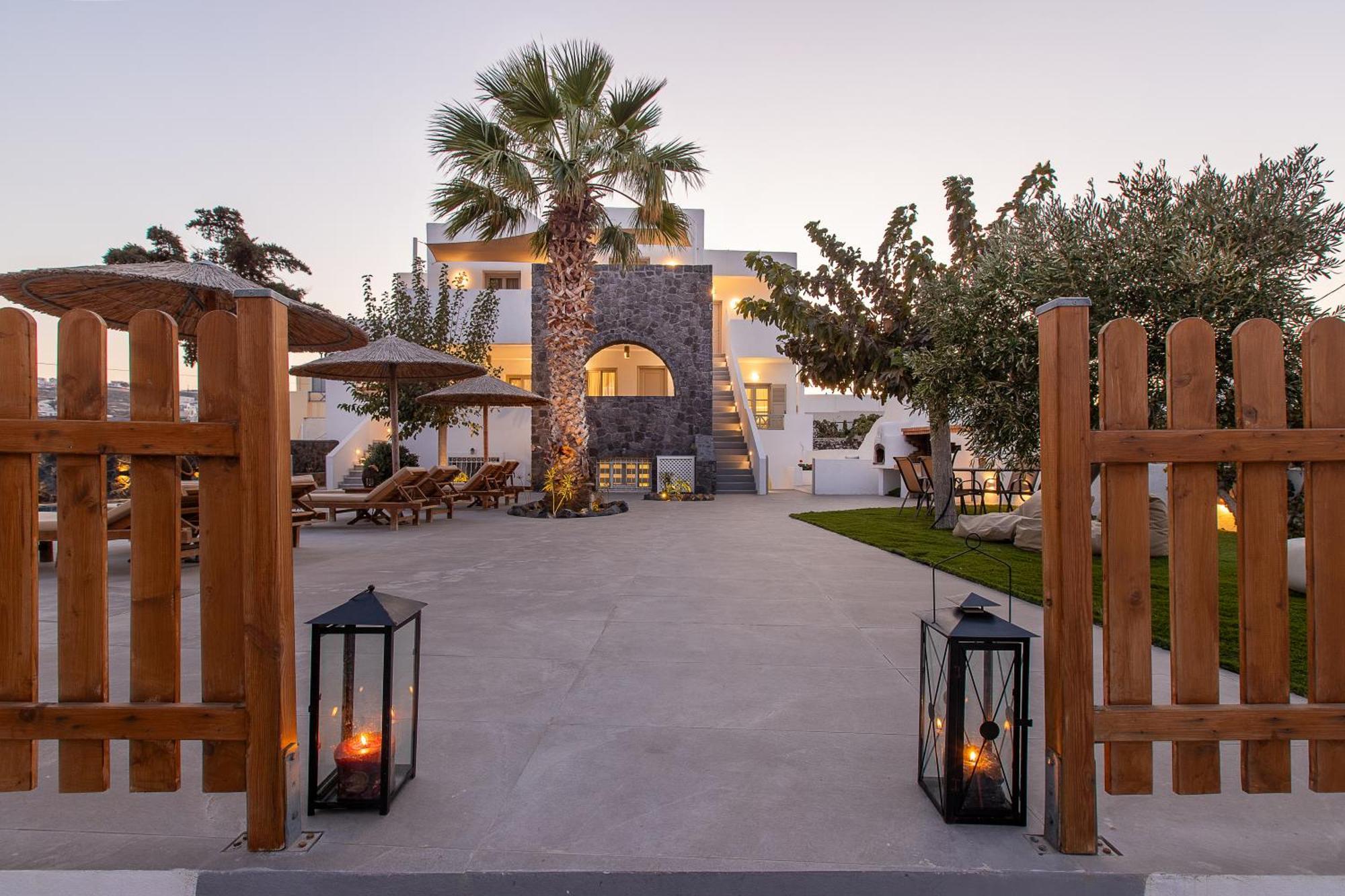 Santorini Villatzio Suites Месария Екстериор снимка